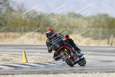 media/Dec-01-2025-Moto Forza (Mon) [[2daa91e15f]]/2-Intermediate Group/Session 3 (Turn 3)/